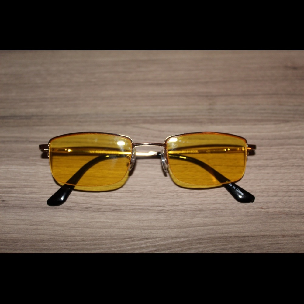 Yellow Sunglasses 🔥
